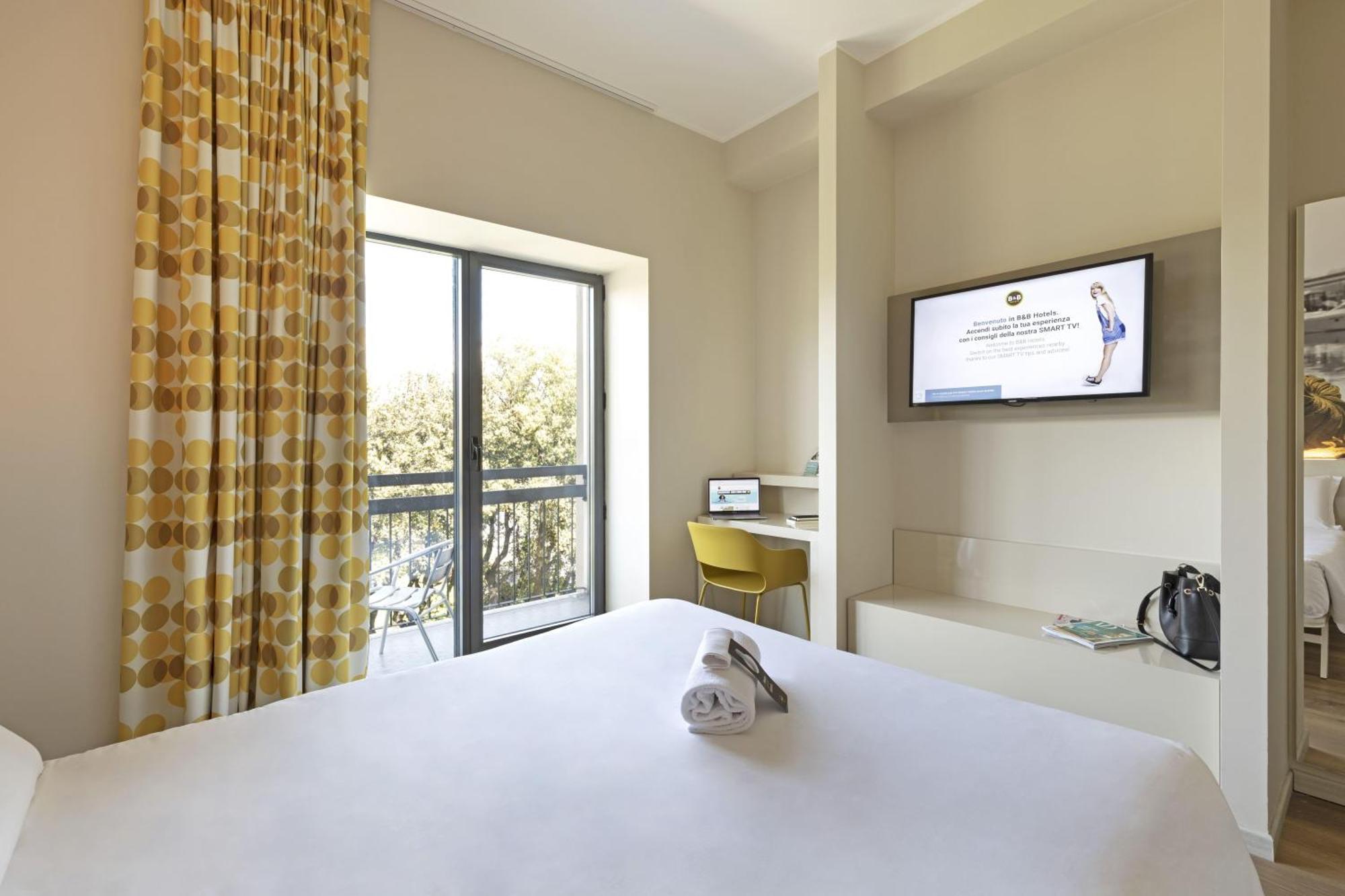 B&B Hotel Savona Luaran gambar