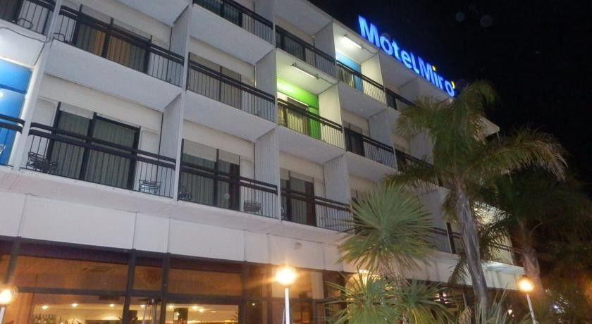 B&B Hotel Savona Luaran gambar