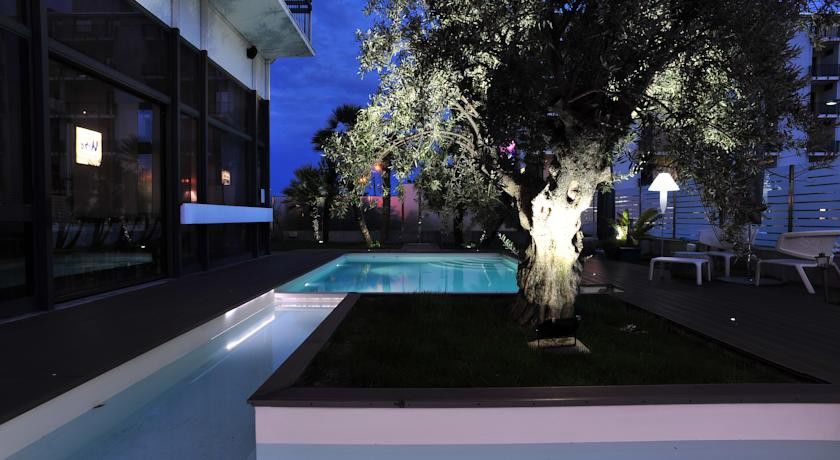 B&B Hotel Savona Luaran gambar